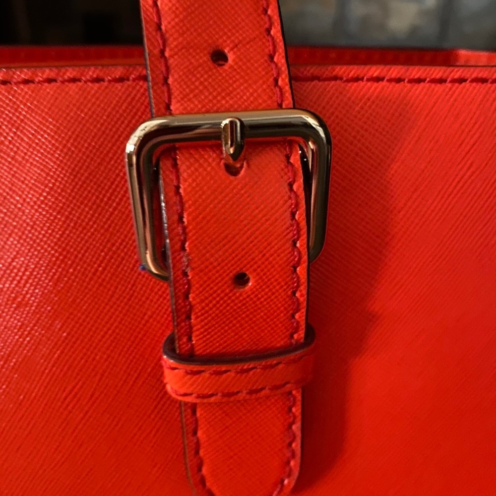 🎉SOLD🎉Kate Spade Orange Saffiano Satchel Handbag - Picture 6 of 13
